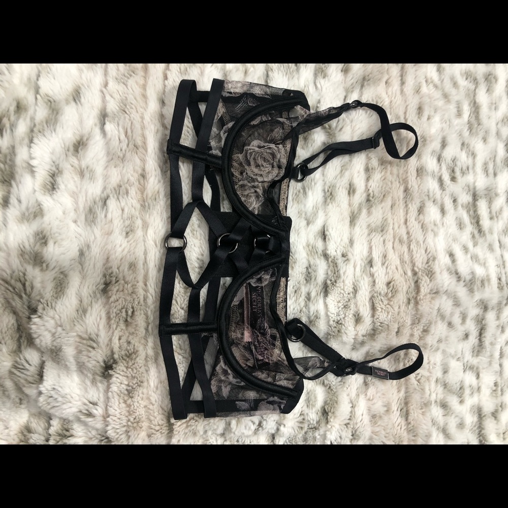 NWT 1/4 Cup VS bra